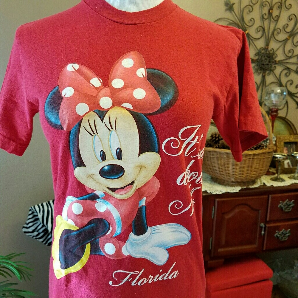Disney Tee Featuring Minnie Mouse ✅30% OFF✅😁🎉🎊 - Picture 4 of 5